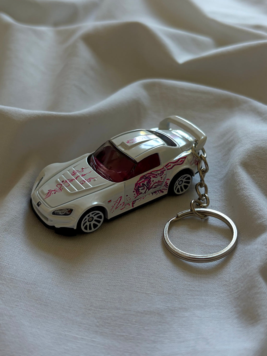 Hot Wheels Honda S2000 keychain - Fast&amp;Furious "Suki"