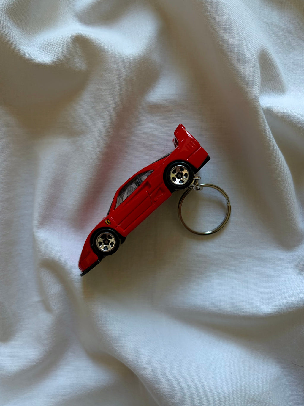 Hot Wheels Ferrari F40 Competizione keychain