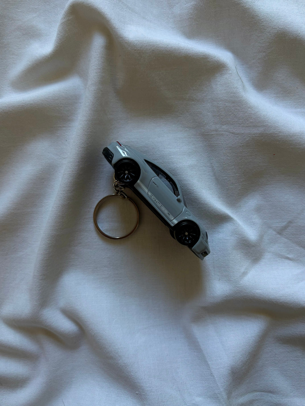 Hot Wheels Porsche 911 GT3 RS keychain