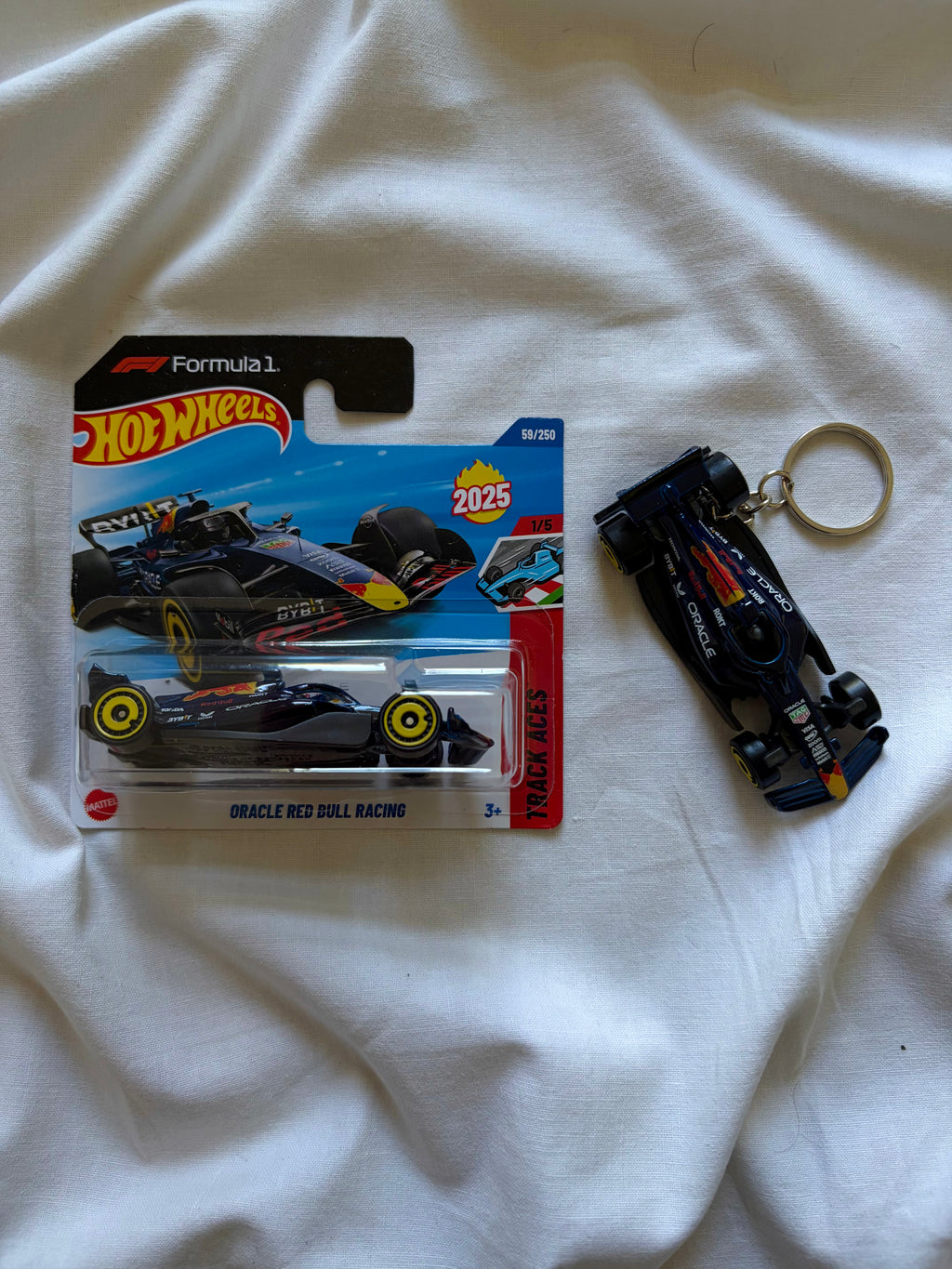 Brelok Hot Wheels Formula 1 Oracle RedBull Racing