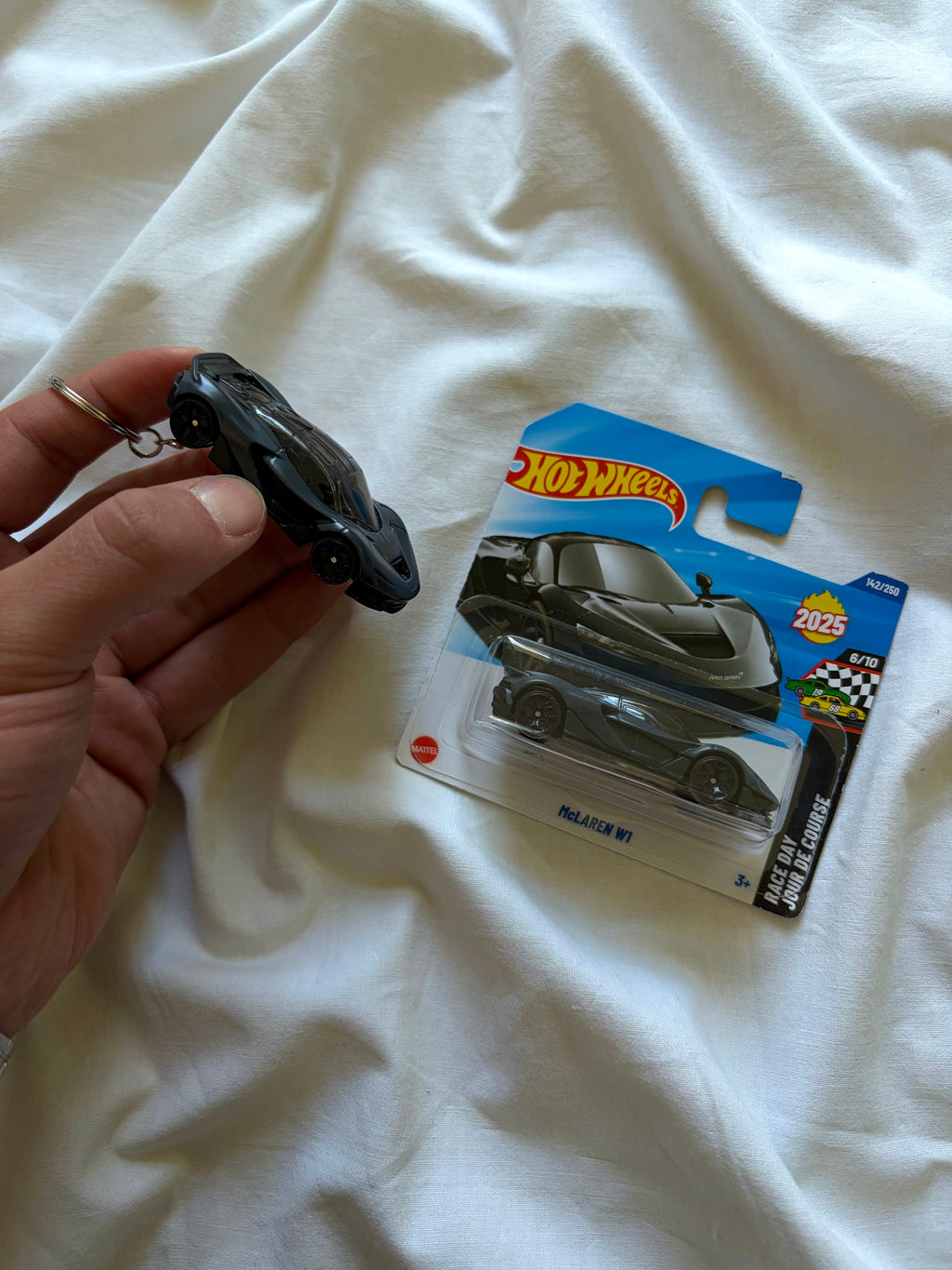 Brelok Hot Wheels McLaren W1