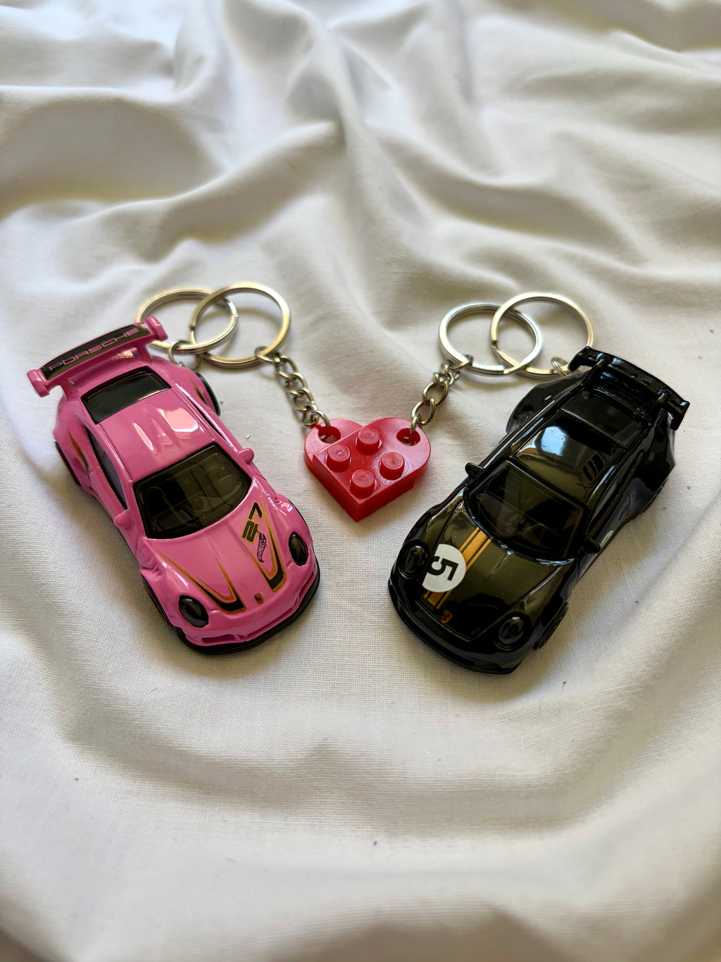 Porsche 911 GT3 RS Keychain Set