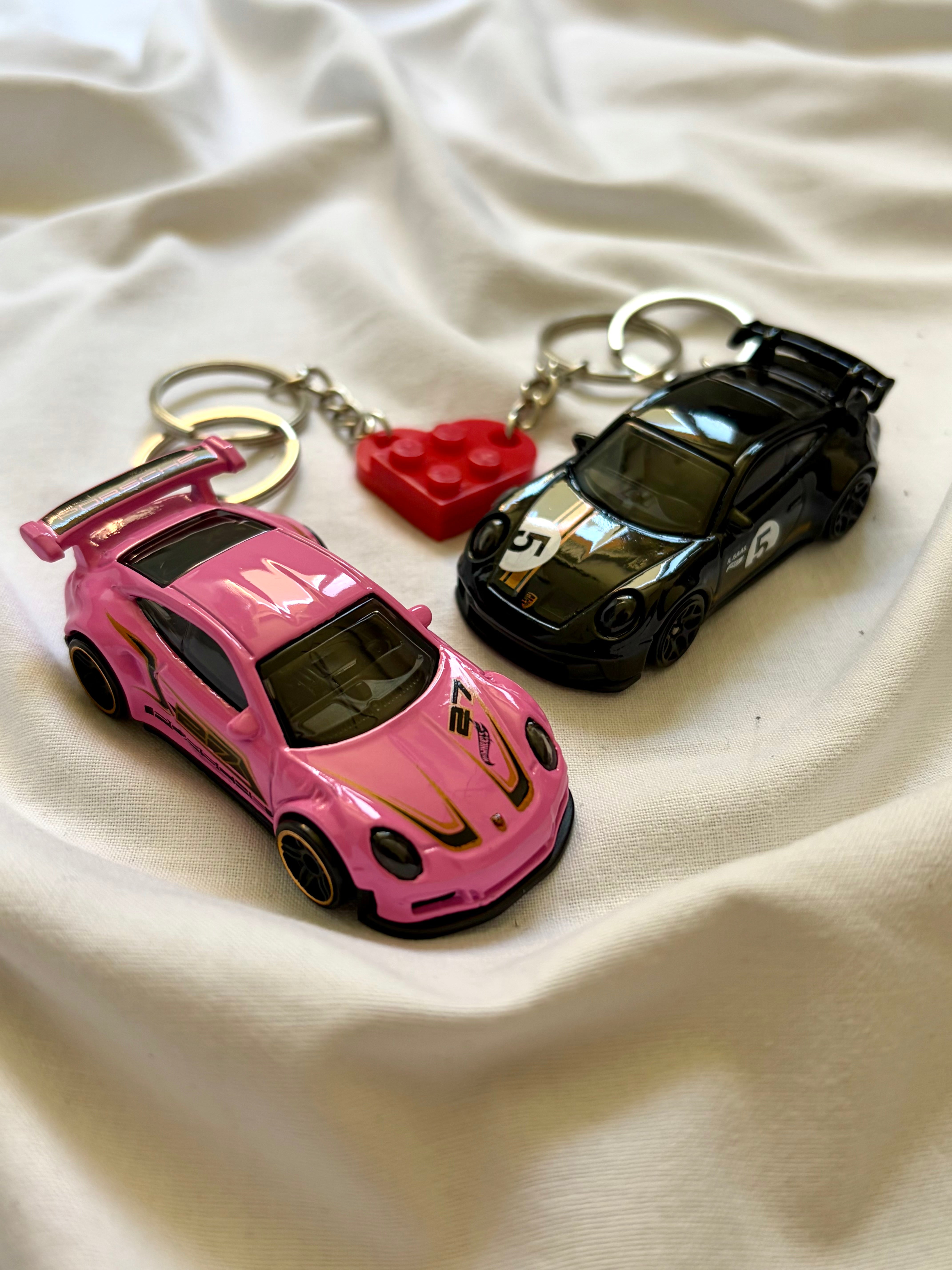 Porsche 911 GT3 RS Keychain Set – CarBrickHub