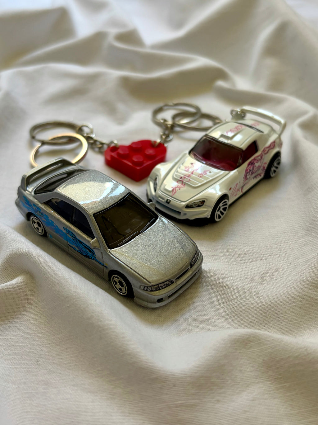 Hot Wheels Nissan Skyline GT-R Brian O'Conner and Honda S2000 Keychain Set - Suki