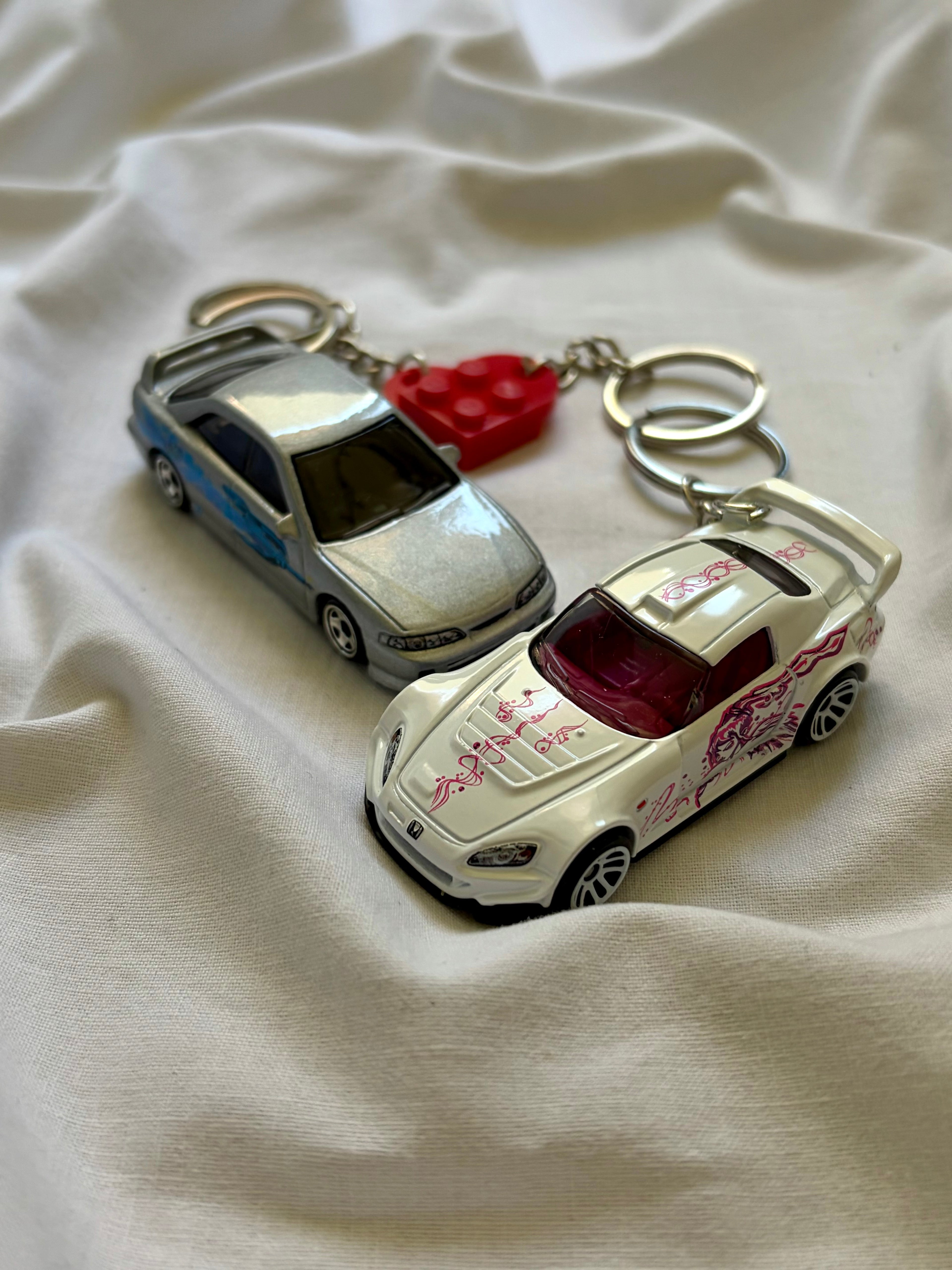 Hot Wheels Nissan Skyline GT-R Brian O'Conner and Honda S2000 Keychain Set - Suki