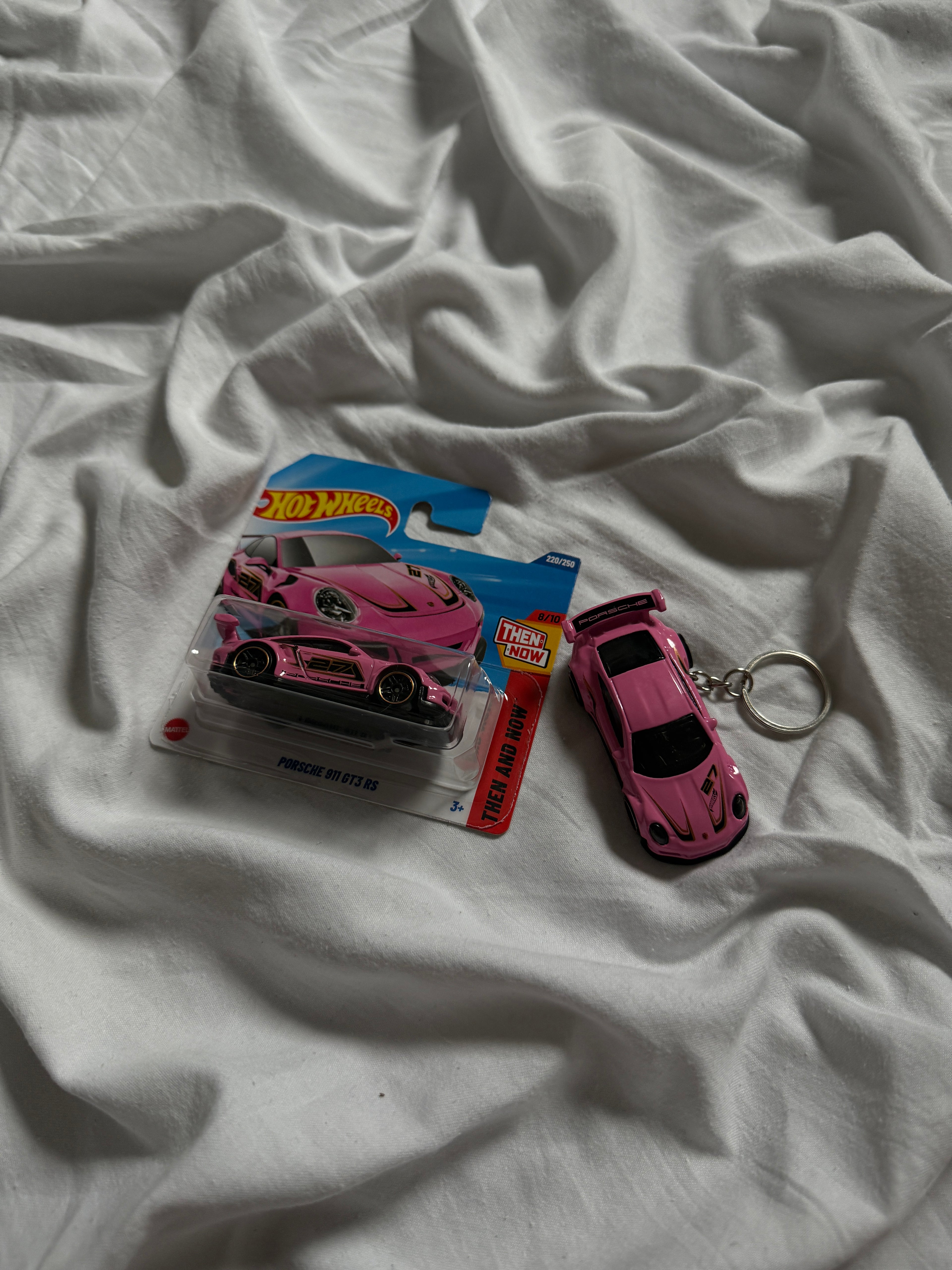 Brelok Hot Wheels Porsche 911 RS