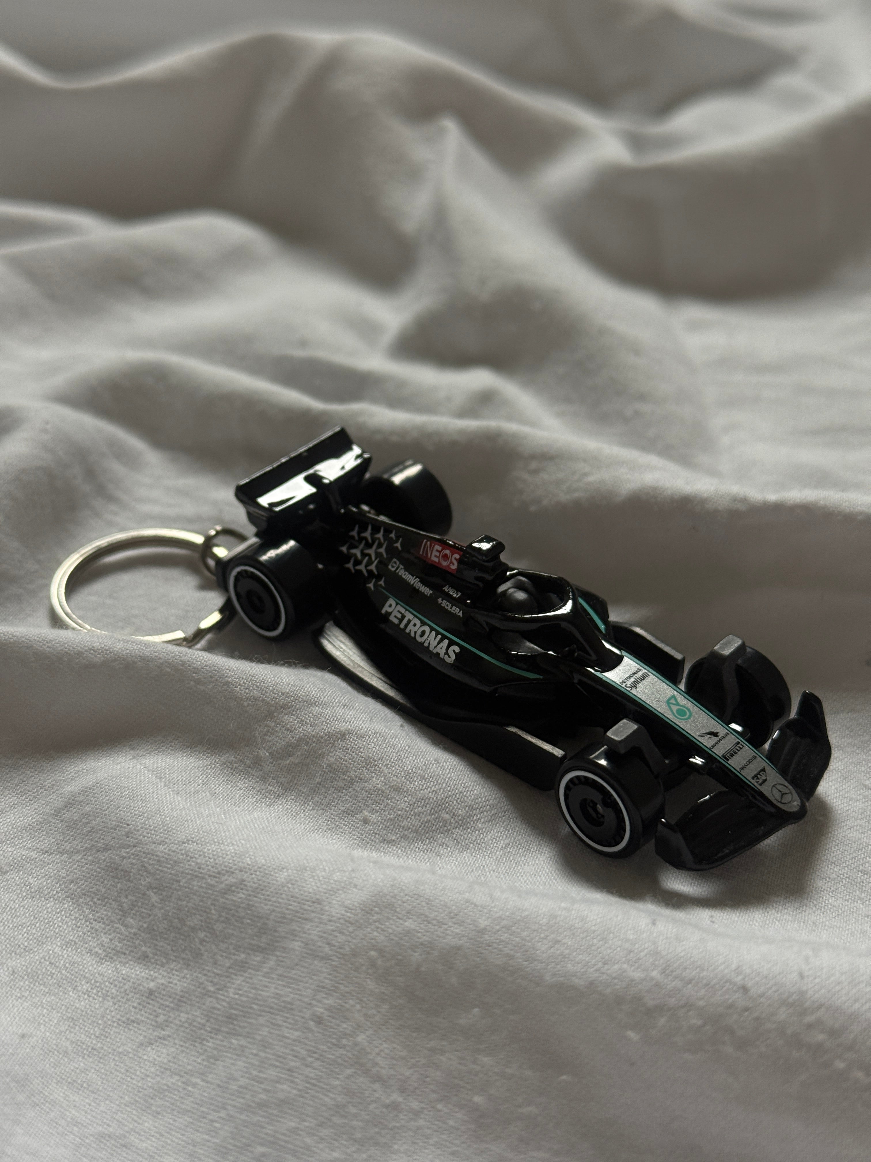 Brelok Hot Wheels Formula 1 Mercedes Amg Petronas