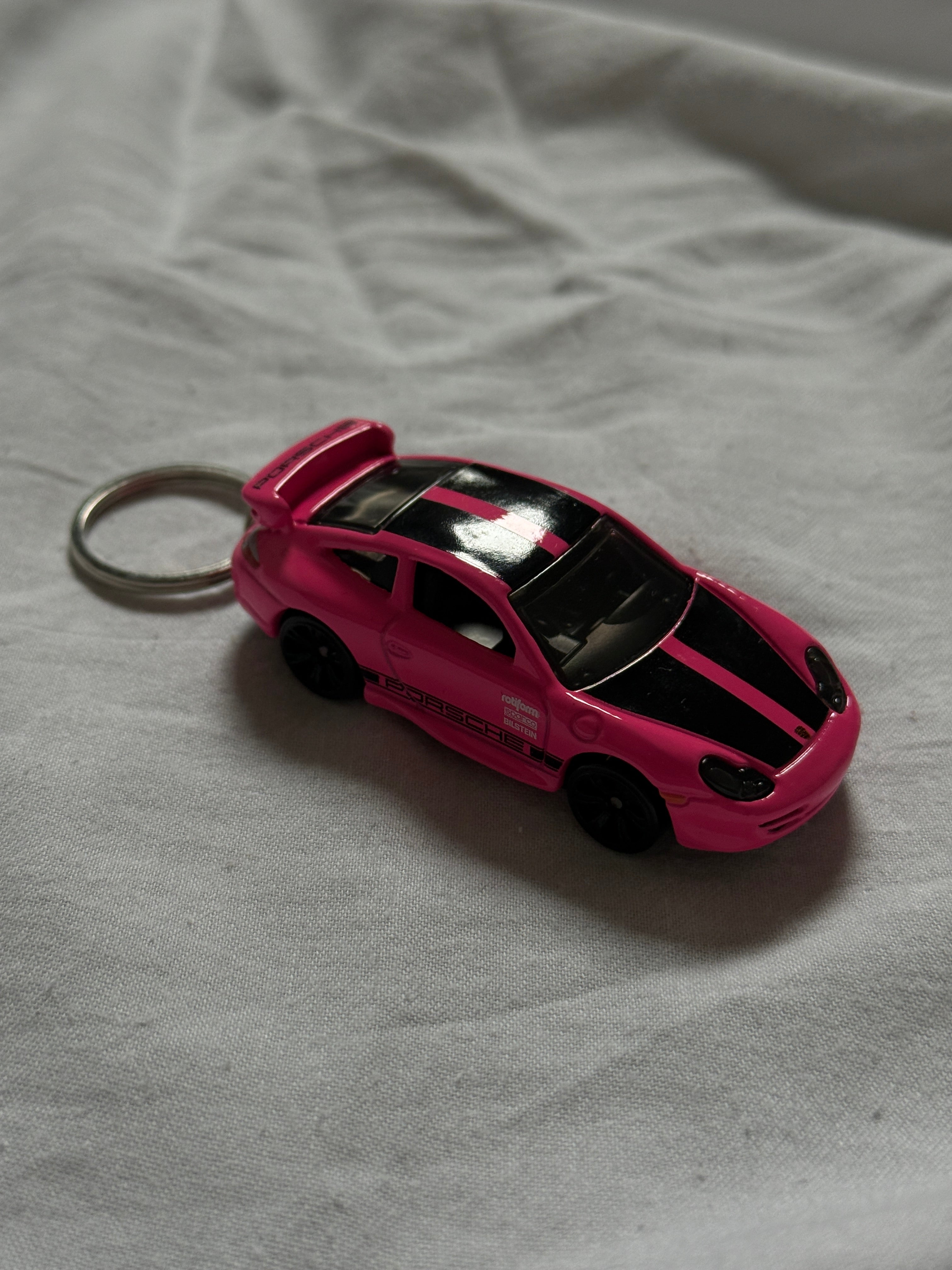 Brelok Hot Wheels Porsche 911 GT3 Cup