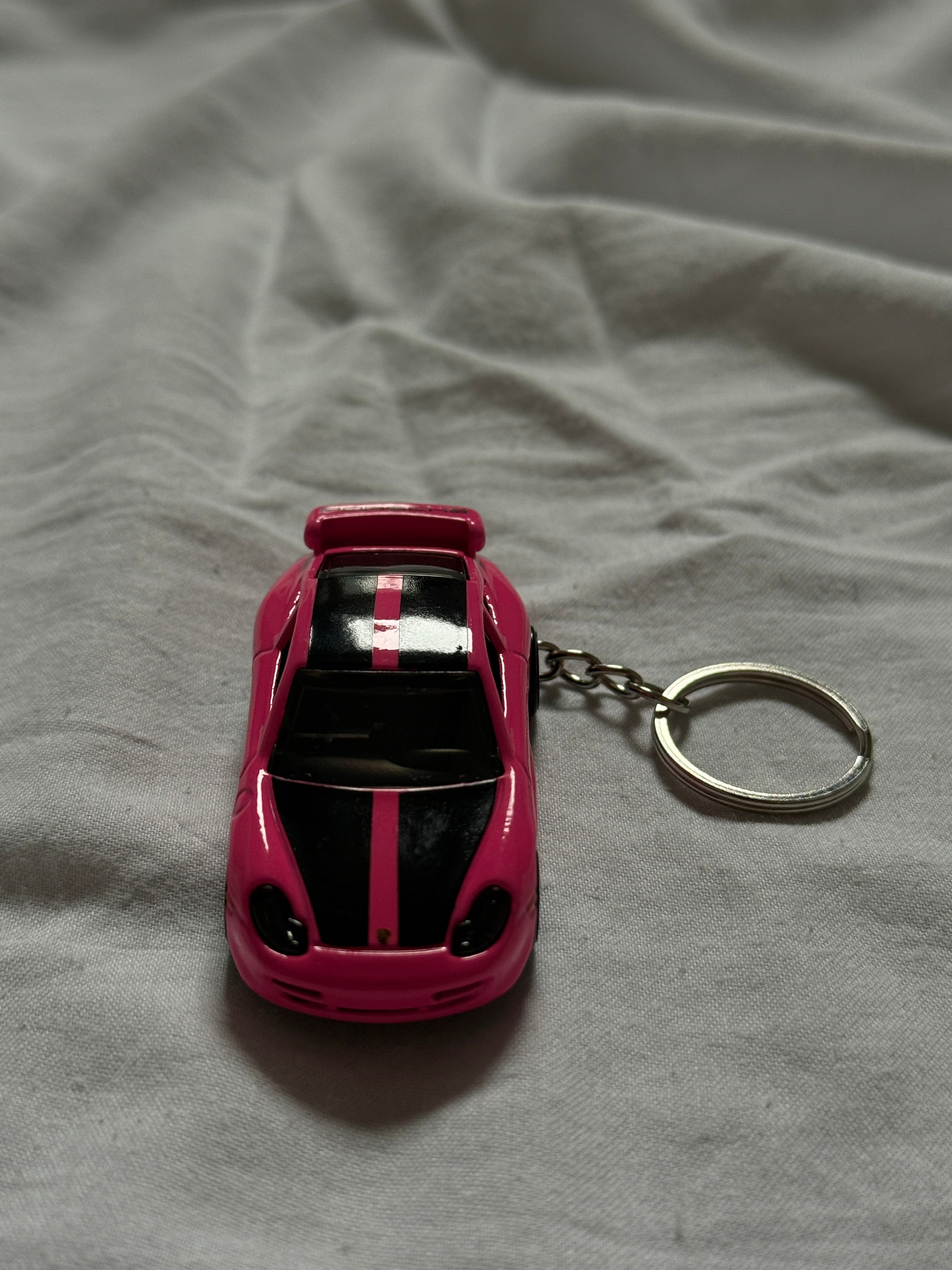 Brelok Hot Wheels Porsche 911 GT3 Cup
