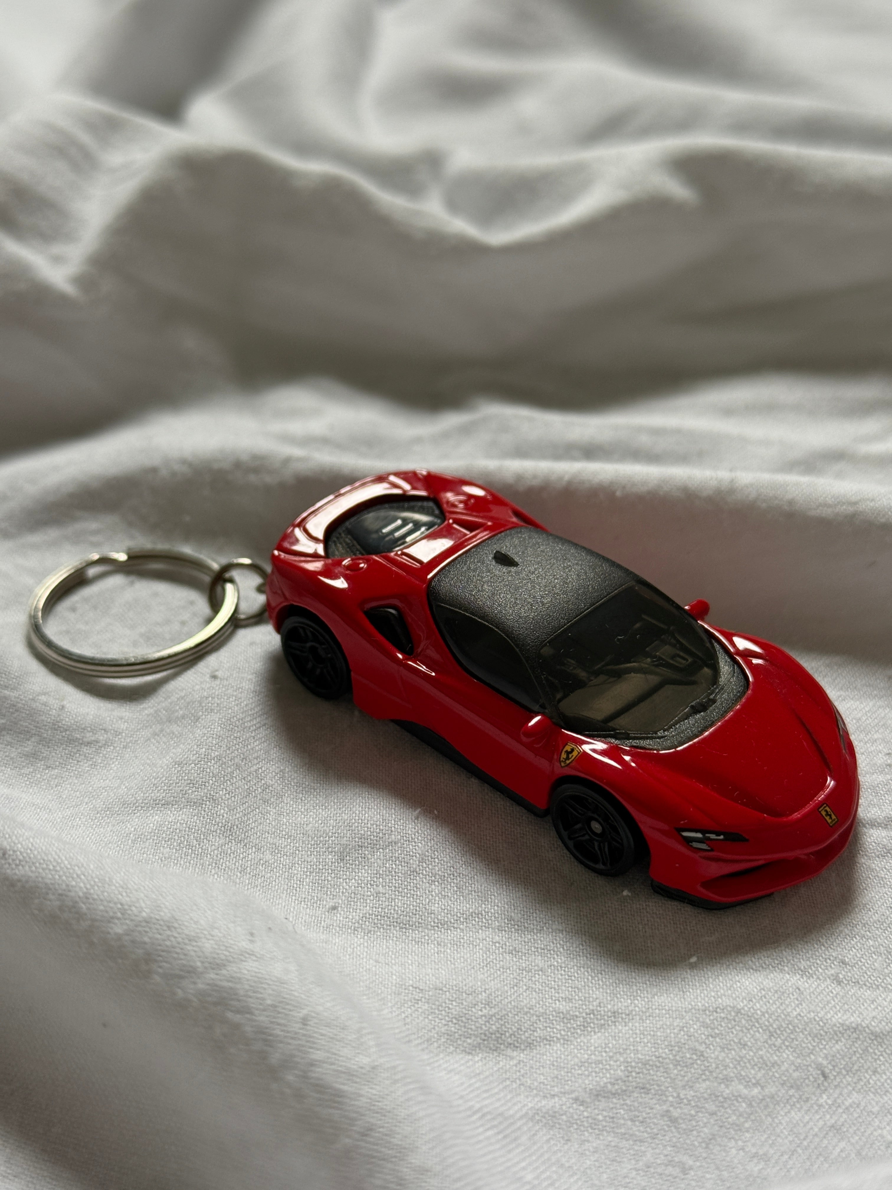 Brelok Hot Wheels Ferrari SF90 Stradale
